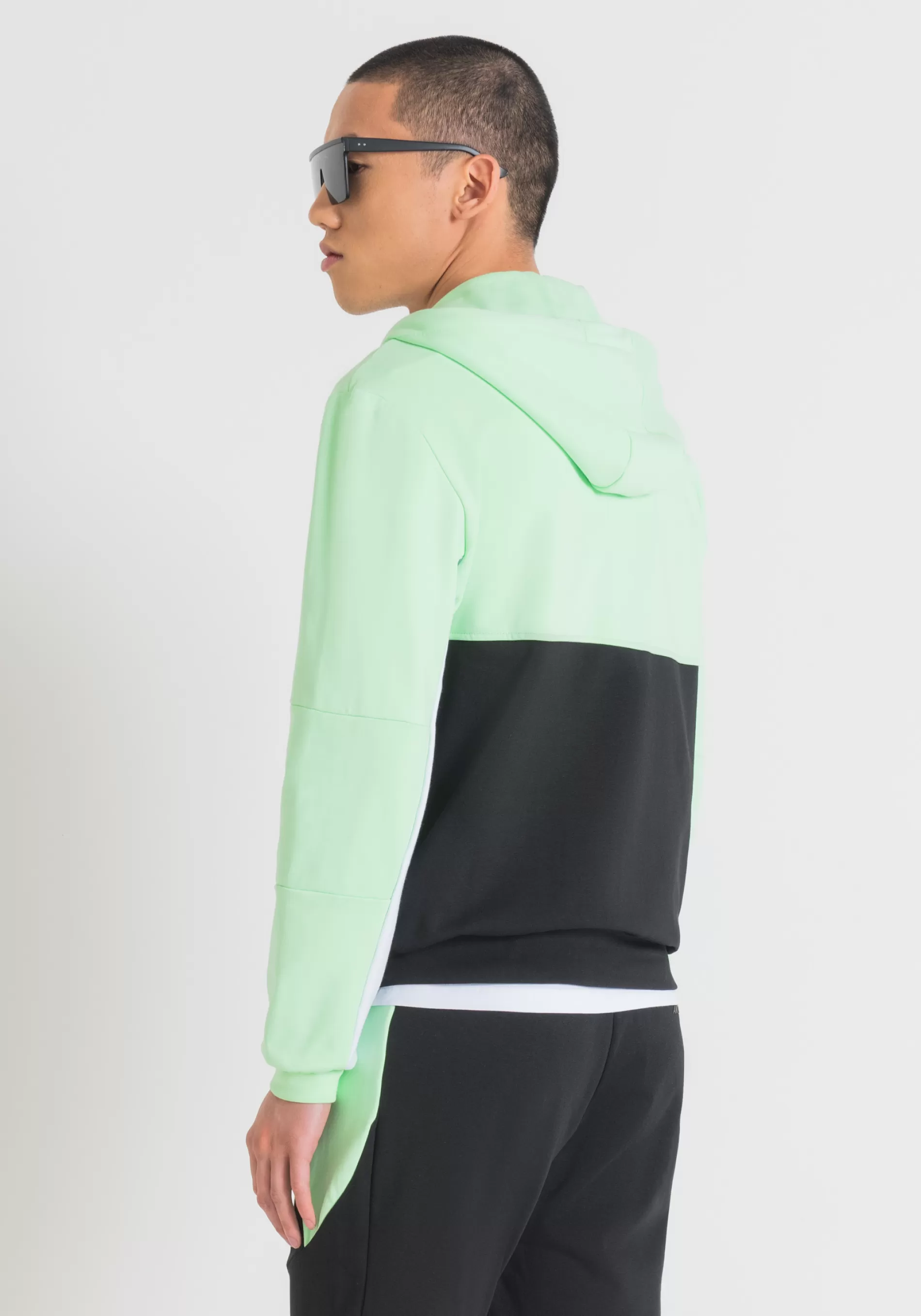 Shop REGULAR FIT SWEATSHIRT IN SUSTAINABLE POLYESTER AND COTTON FABRIC WITH PRINT AND HOOD Sweatshirts